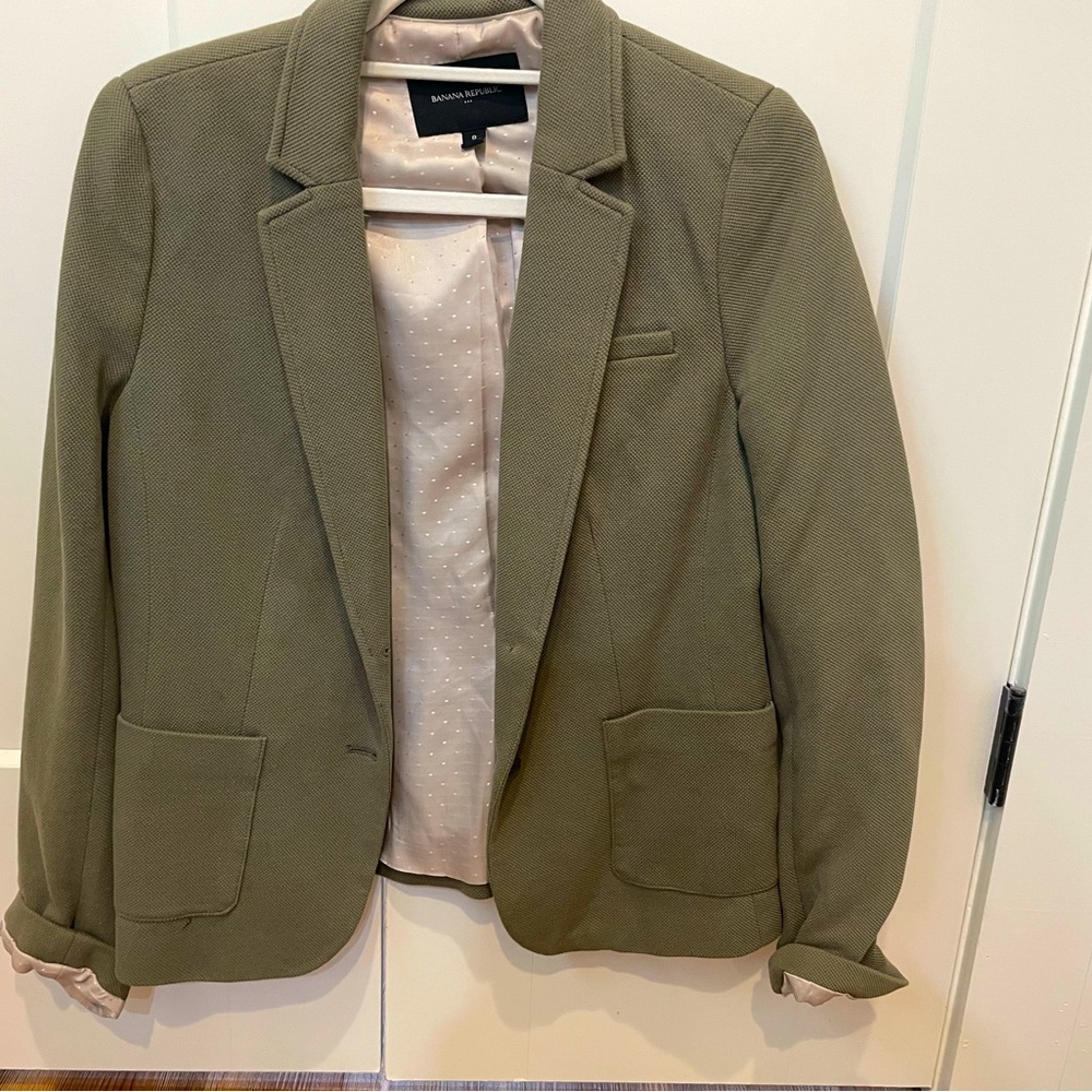 Banana Republic -Olive green lined Blazer